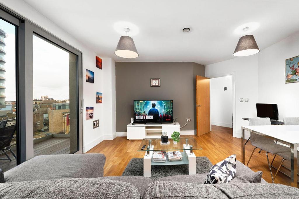 Modern Serviced 3-Bedroom Flat In East London Exteriör bild
