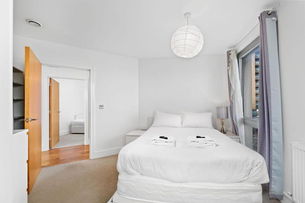 Modern Serviced 3-Bedroom Flat In East London Exteriör bild
